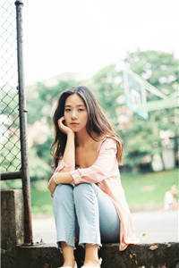 草根叶风的绝美滕妻 草根叶风的绝美滕妻